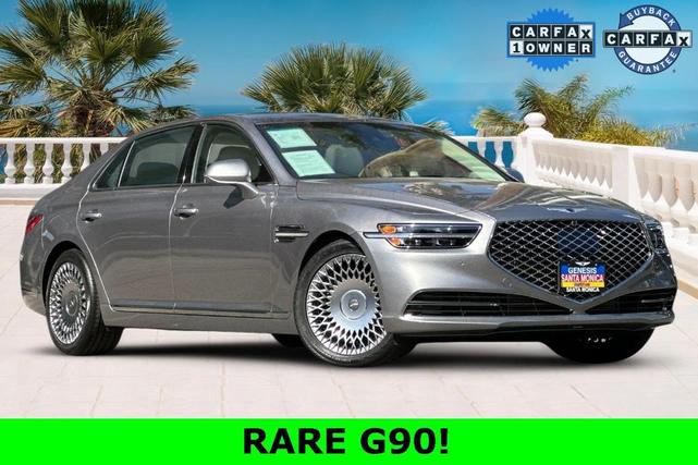 2022 Genesis G90