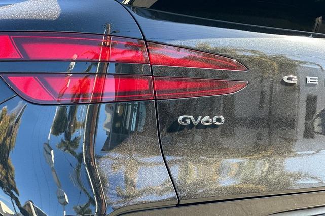 Photo of 2025 Vik Black Genesis GV60