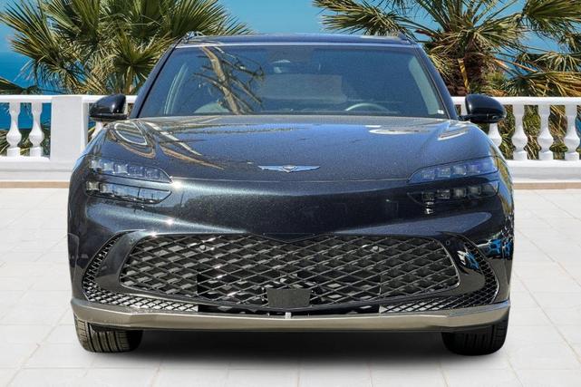 Photo of 2025 Vik Black Genesis GV60