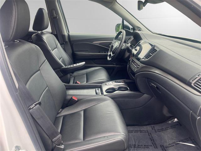 Photo of 2022 Platinum White Pearl Honda Pilot