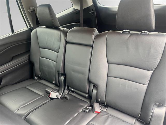 Photo of 2022 Platinum White Pearl Honda Pilot