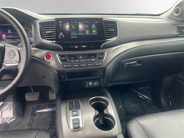 Photo of 2022 Platinum White Pearl Honda Pilot