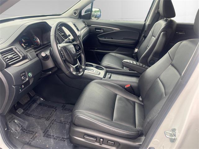 Photo of 2022 Platinum White Pearl Honda Pilot