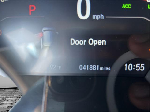 Photo of 2022 Platinum White Pearl Honda CR-V