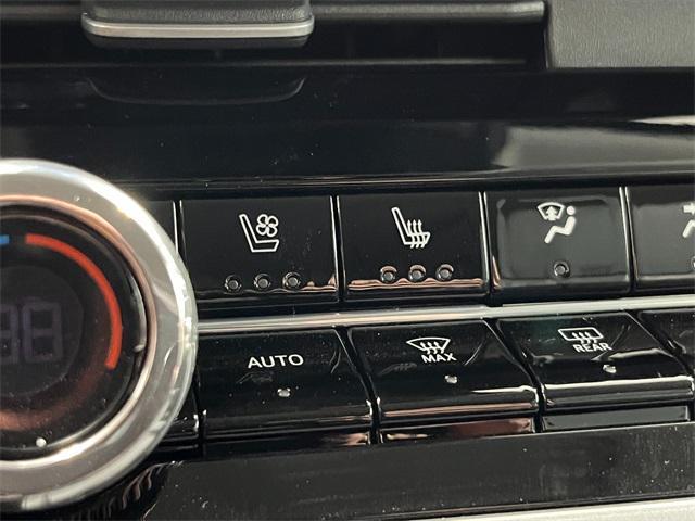 Photo of 2025 Snowfall Pearl Honda Prologue