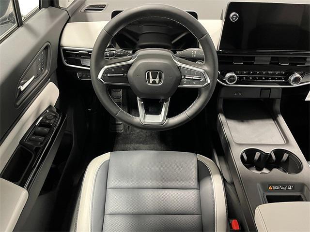 Photo of 2025 Snowfall Pearl Honda Prologue