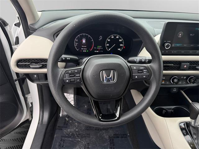 Photo of 2023 Platinum White Pearl Honda HR-V