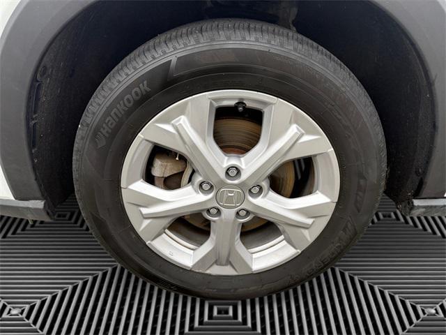 Photo of 2023 Platinum White Pearl Honda HR-V