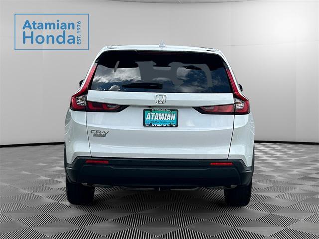 Photo of 2023 sparkle silver metallic Honda CR-V
