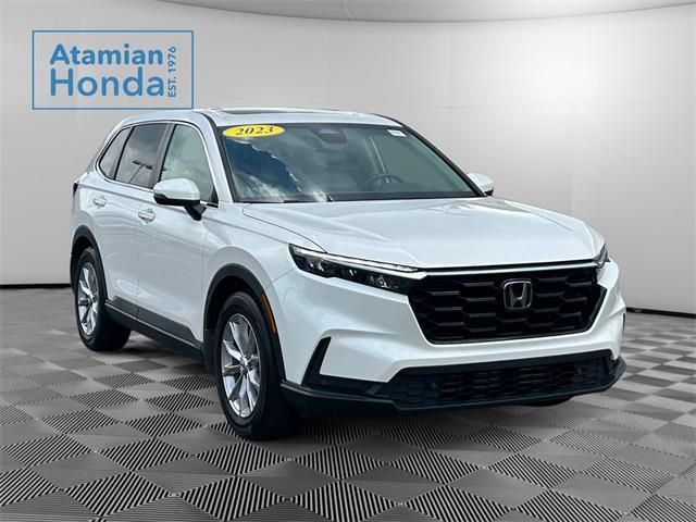 Photo of 2023 sparkle silver metallic Honda CR-V
