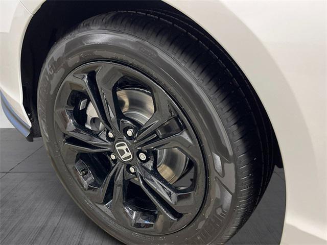 Photo of 2025 Platinum White Pearl Honda Accord
