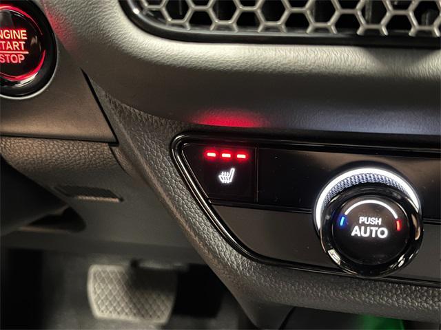 Photo of 2026 Platinum White Pearl Honda HR-V