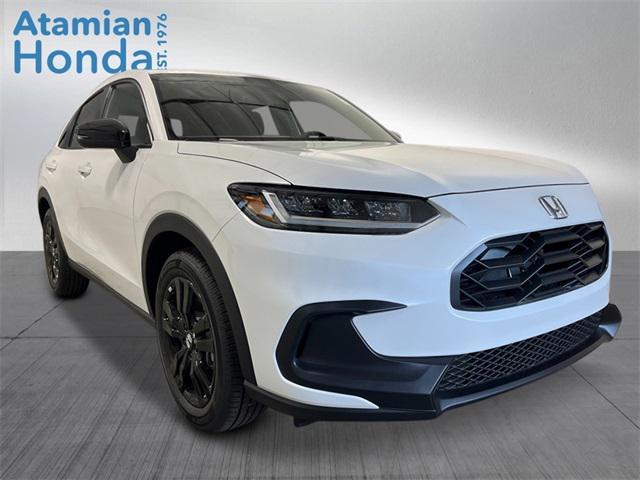 Photo of 2026 Platinum White Pearl Honda HR-V