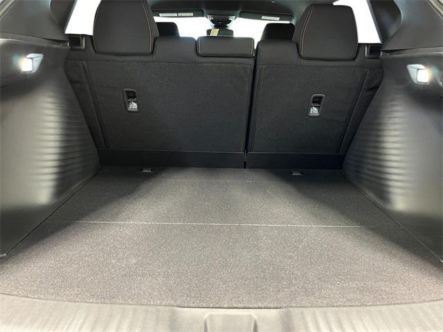 Photo of 2026 Platinum White Pearl Honda HR-V