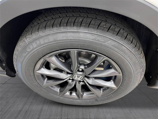 Photo of 2026 Platinum White Pearl Honda CR-V