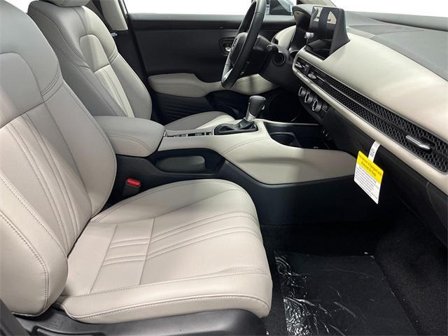 Photo of 2026 Nordic Forest Pearl Honda HR-V