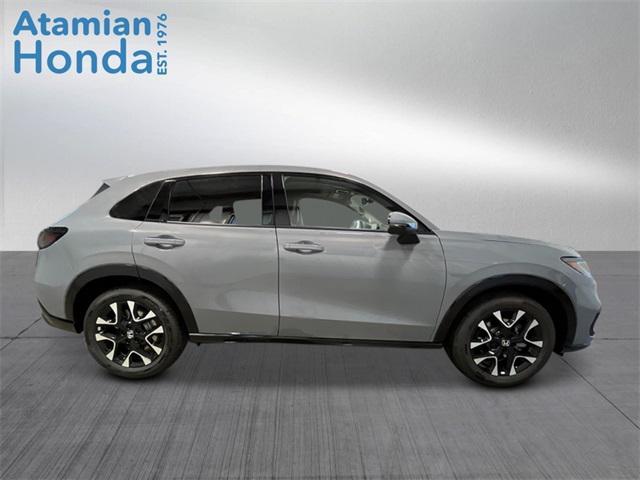 Photo of 2026 Urban Gray Pearl Honda HR-V