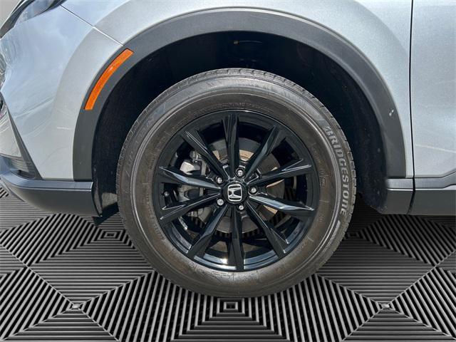 Photo of 2024 Lunar Silver Metallic Honda CR-V Hybrid