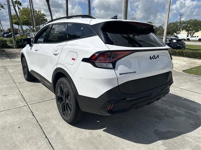 Photo of 2025 Glacial White Pearl Kia Sportage