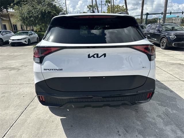 Photo of 2025 Glacial White Pearl Kia Sportage