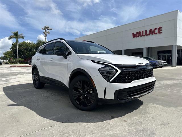 Photo of 2025 Glacial White Pearl Kia Sportage