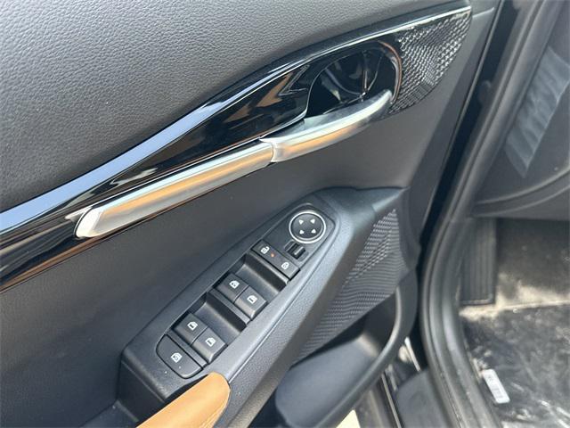 Photo of 2025 Fusion Black Kia Seltos