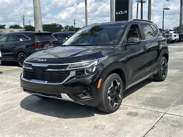 Photo of 2025 Fusion Black Kia Seltos