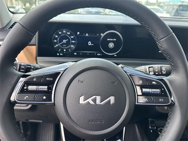 Photo of 2025 Fusion Black Kia Seltos