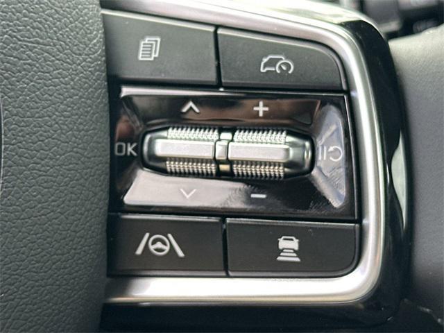 Photo of 2025 Dawning Red Kia Sorento