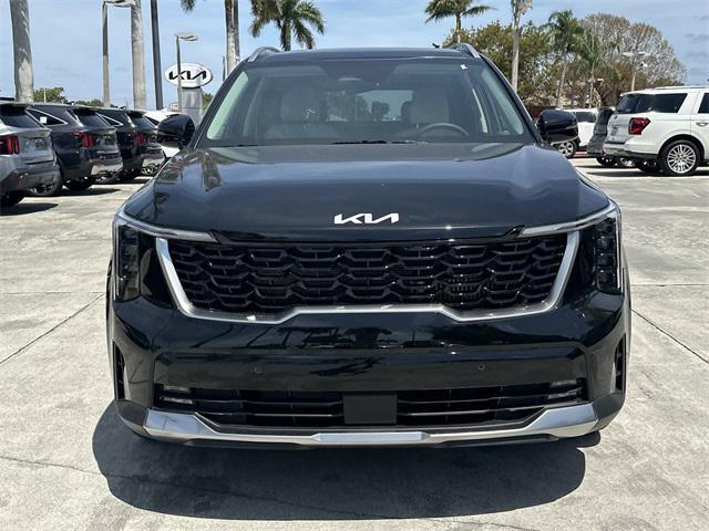Photo of 2025 Ebony Black Kia Sorento