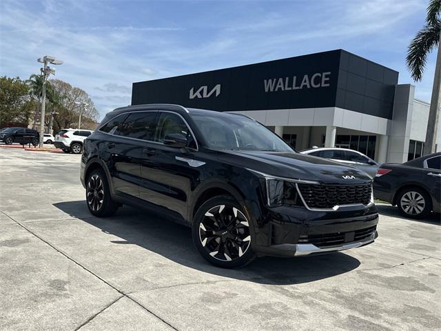 Photo of 2025 Ebony Black Kia Sorento