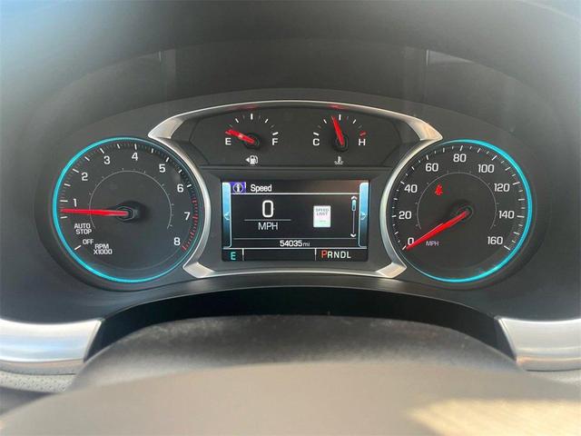Photo of 2018 Iridescent Pearl Tricoat Chevrolet Traverse