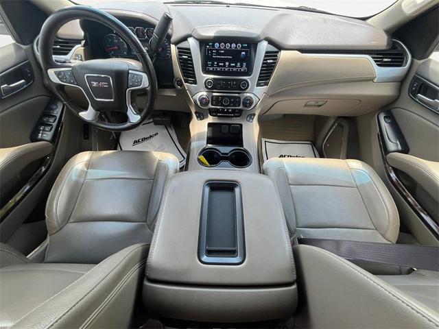 Photo of 2018 White Frost Tri-Coat GMC Yukon