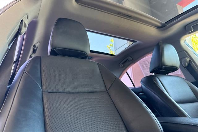 Photo of 2018 Nebula Gray Pearl Lexus ES 350