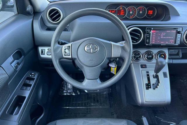 Photo of 2015 Cocoa Bean Metallic Scion xB