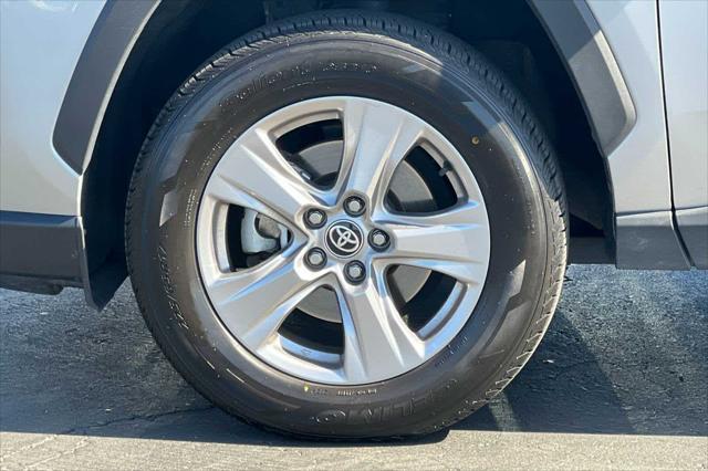 Photo of 2023 Silver Sky Metallic Toyota RAV4