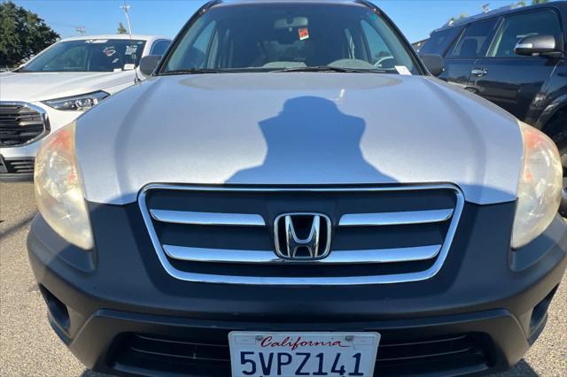 Photo of 2006 Silver Honda CR-V