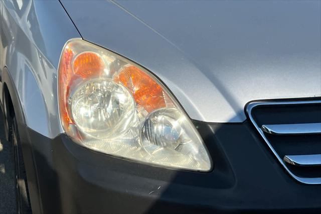 Photo of 2006 Silver Honda CR-V