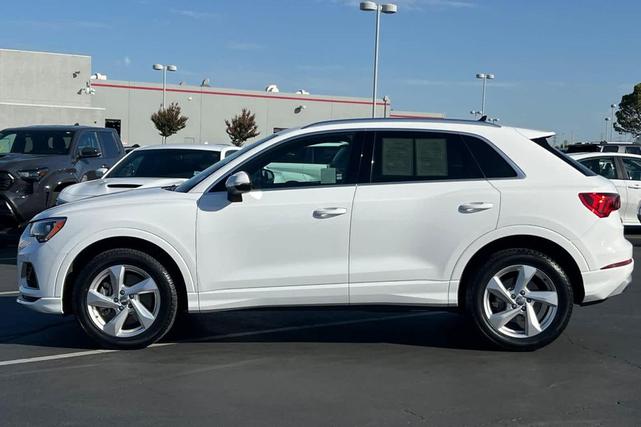 Photo of 2020 White Audi Q3