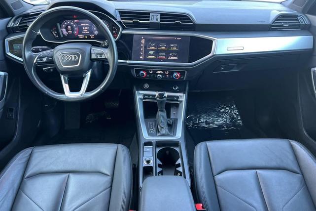 Photo of 2020 White Audi Q3