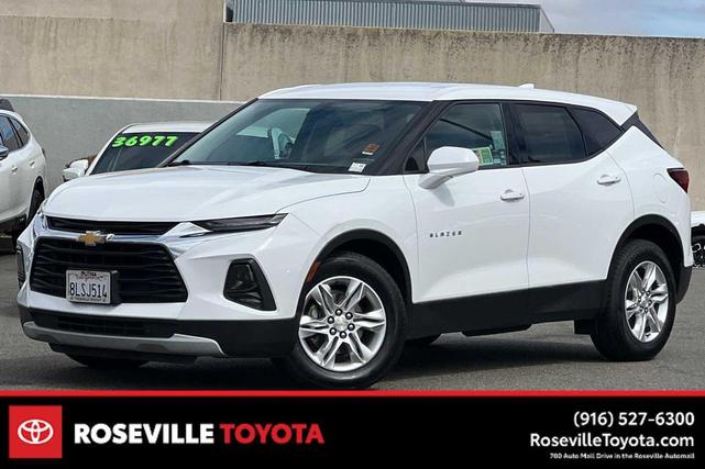 Photo of 2019 Summit White Chevrolet Blazer