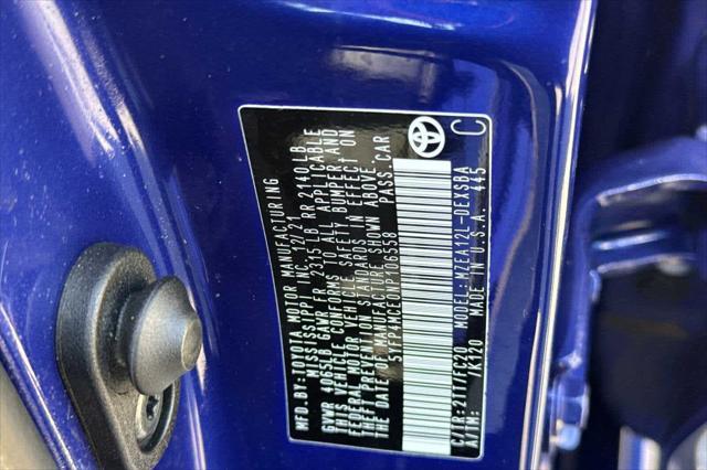 Photo of 2022 Blue Crush Metallic w/Black Sand Pearl Roof Toyota Corolla