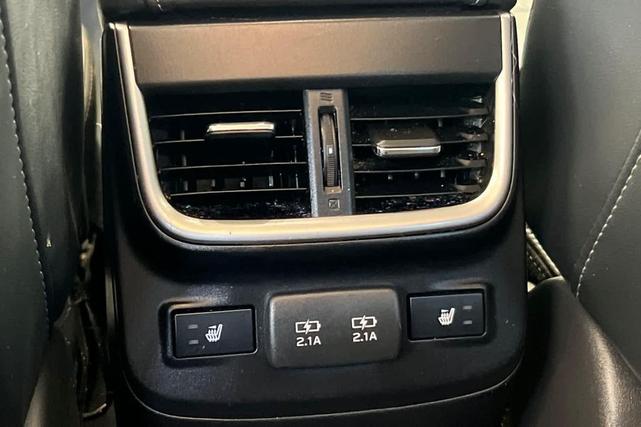 Photo of 2022 Crystal Black Silica Subaru Outback