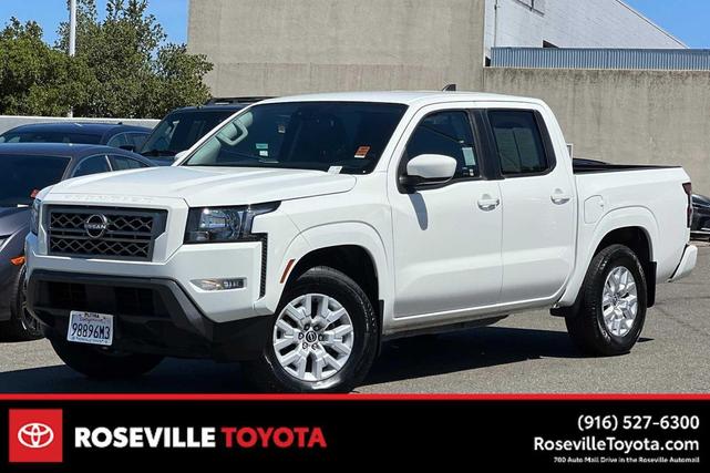 Photo of 2022 Glacier White Nissan Frontier
