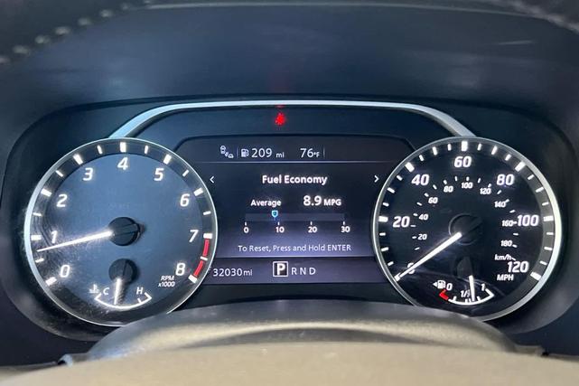 Photo of 2022 Glacier White Nissan Frontier