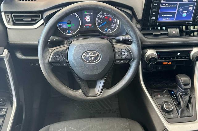 Photo of 2021 Silver Sky Metallic Toyota RAV4 Hybrid