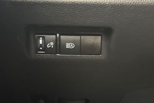 Photo of 2021 Silver Sky Metallic Toyota RAV4 Hybrid