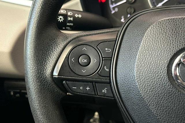 Photo of 2022 Classic Silver Metallic Toyota Corolla