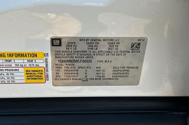 Photo of 2015 Summit White GMC Acadia