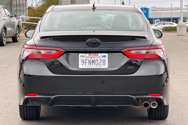 Photo of 2023 Midnight Black Metallic Toyota Camry